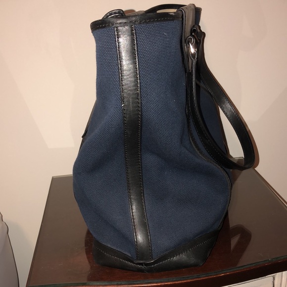 Coach large tote bag. Navy blue canvas black leather trim - Picture 6 of 8
